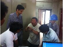 發(fā)揚(yáng)團(tuán)隊(duì)合作精神，形成班組凝聚合力——“先進(jìn)文明班組”系統(tǒng)工程公司電除塵裝置現(xiàn)場(chǎng)調(diào)試組